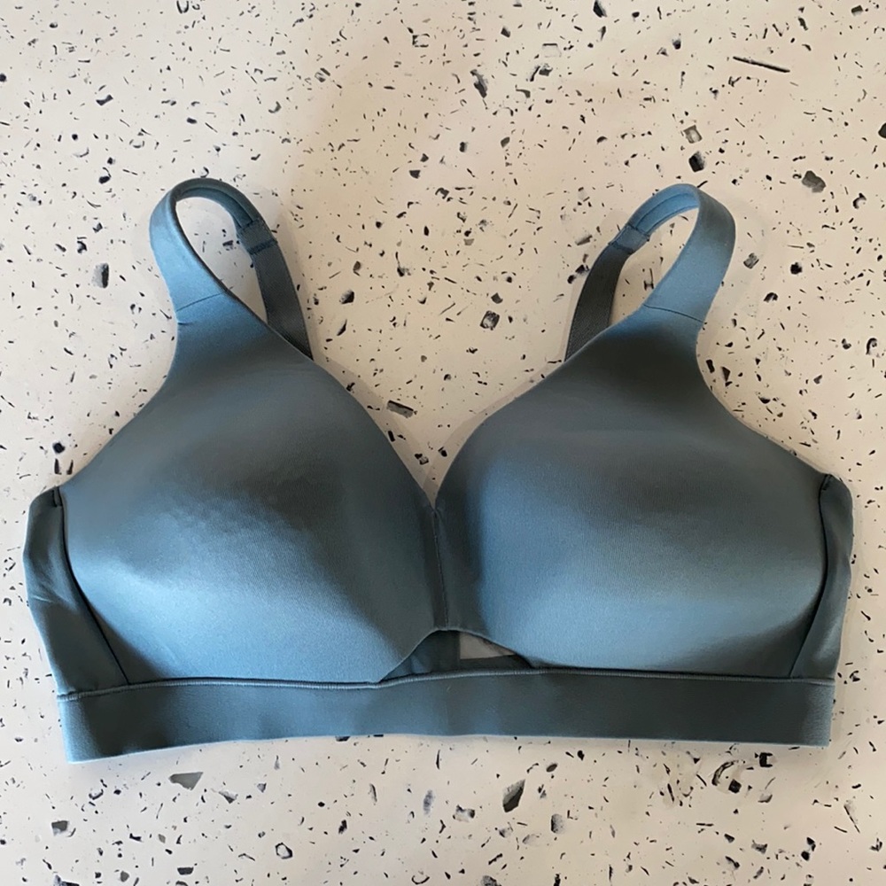 Cacique | lightly lined no wire Bra